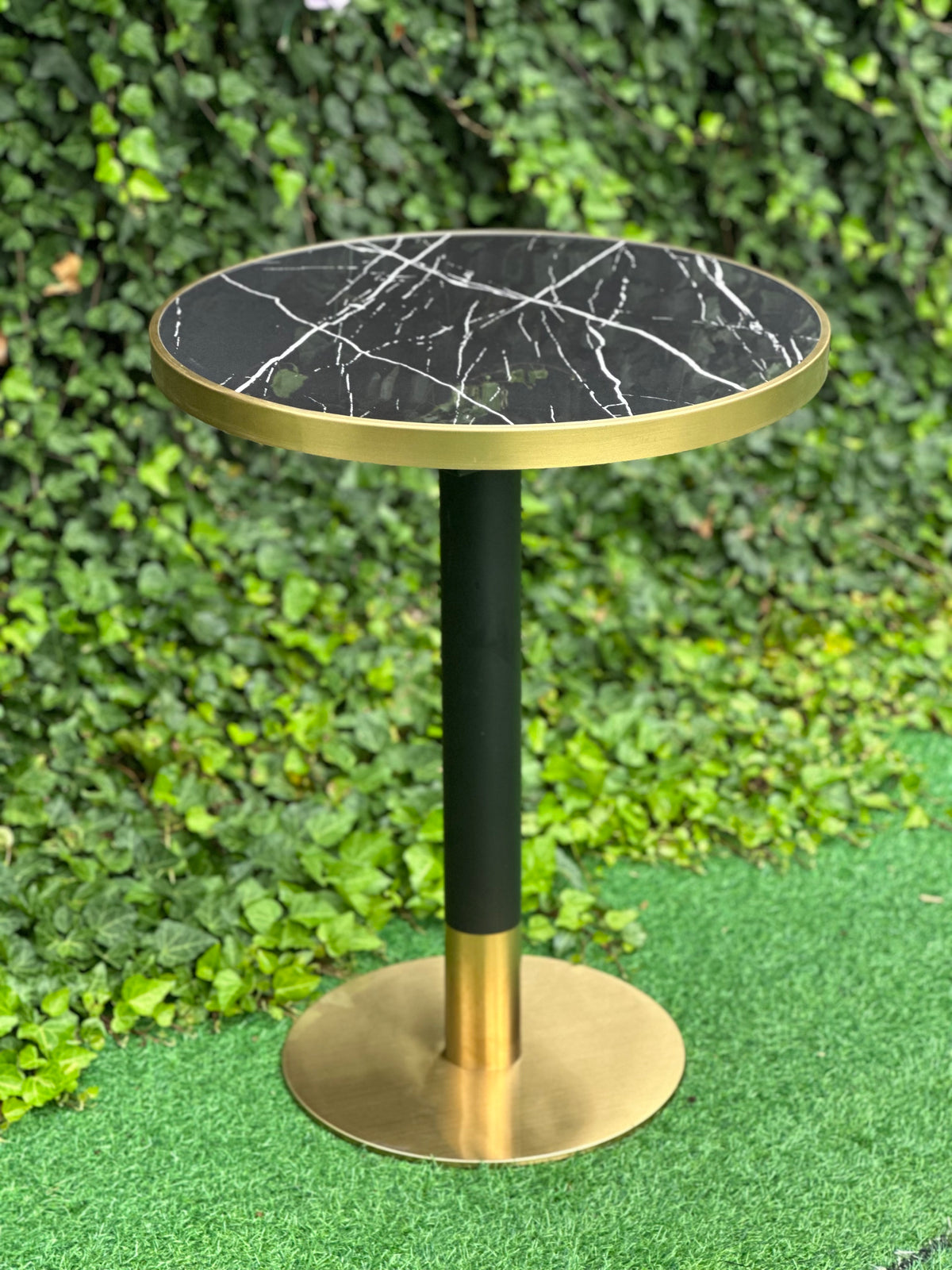 Round Marble Tables