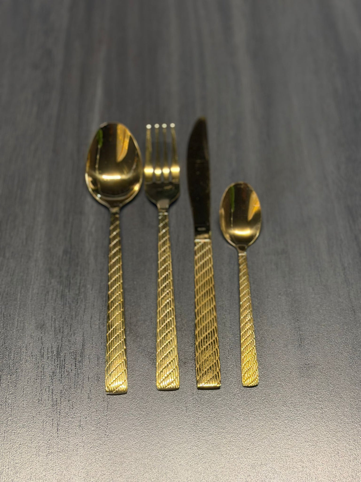 Luxury Gold Stainless Steel Cutlery Set